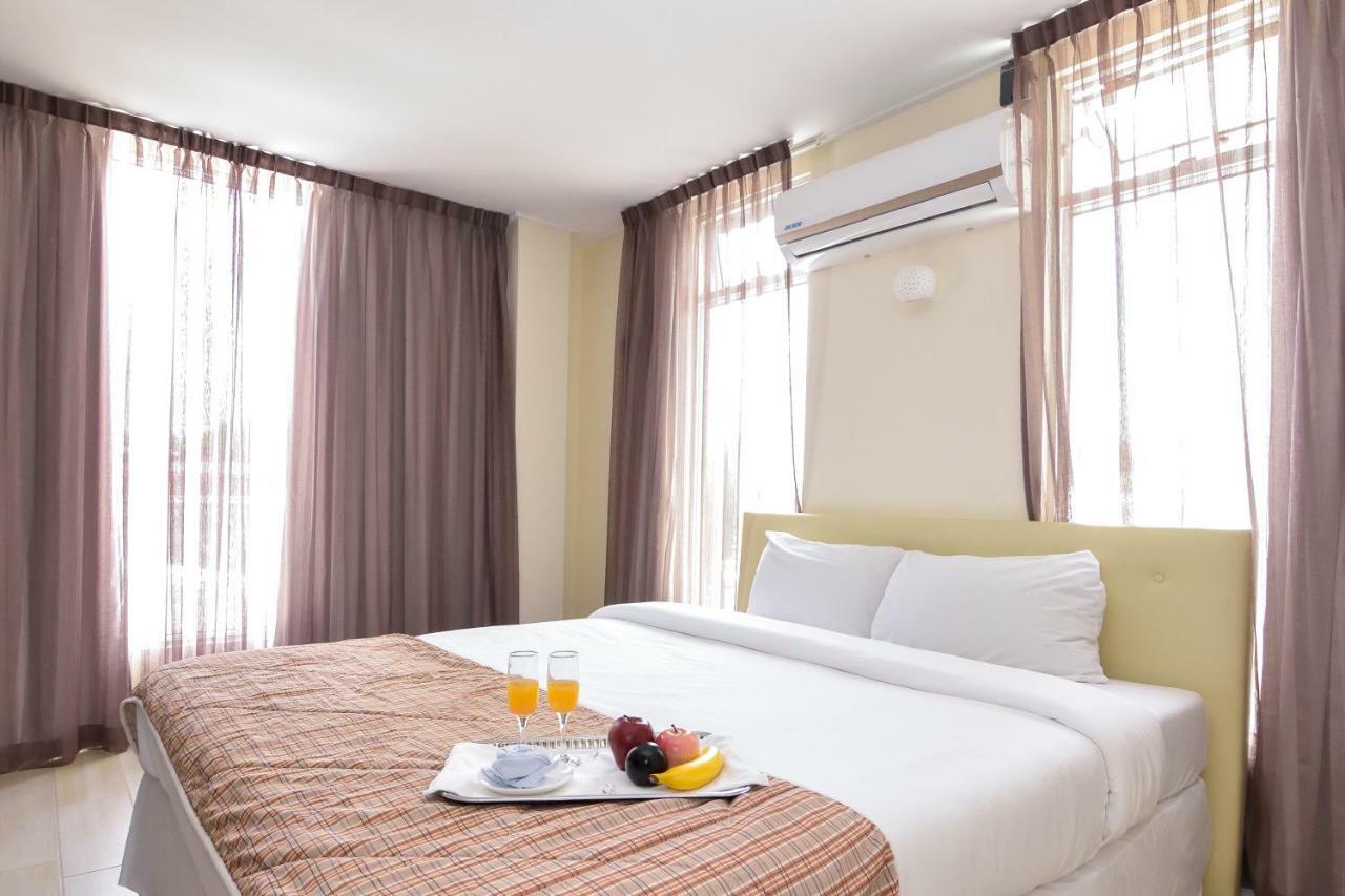 Queens Hotel Paramaribo Exterior photo
